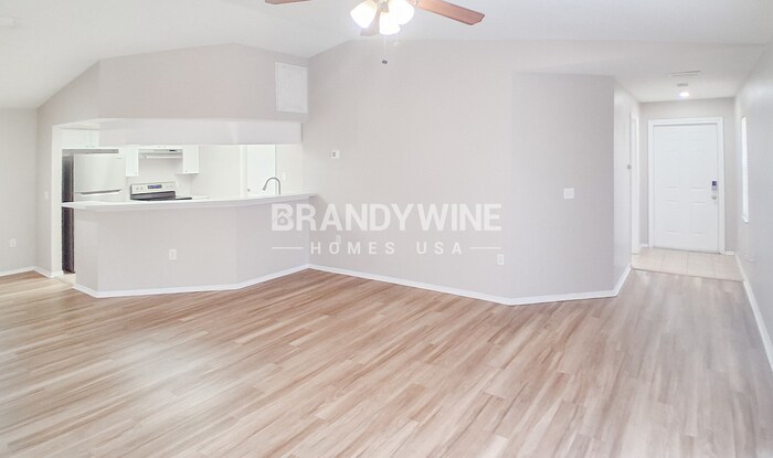 Building Photo - 4311 Thonotosassa Ave