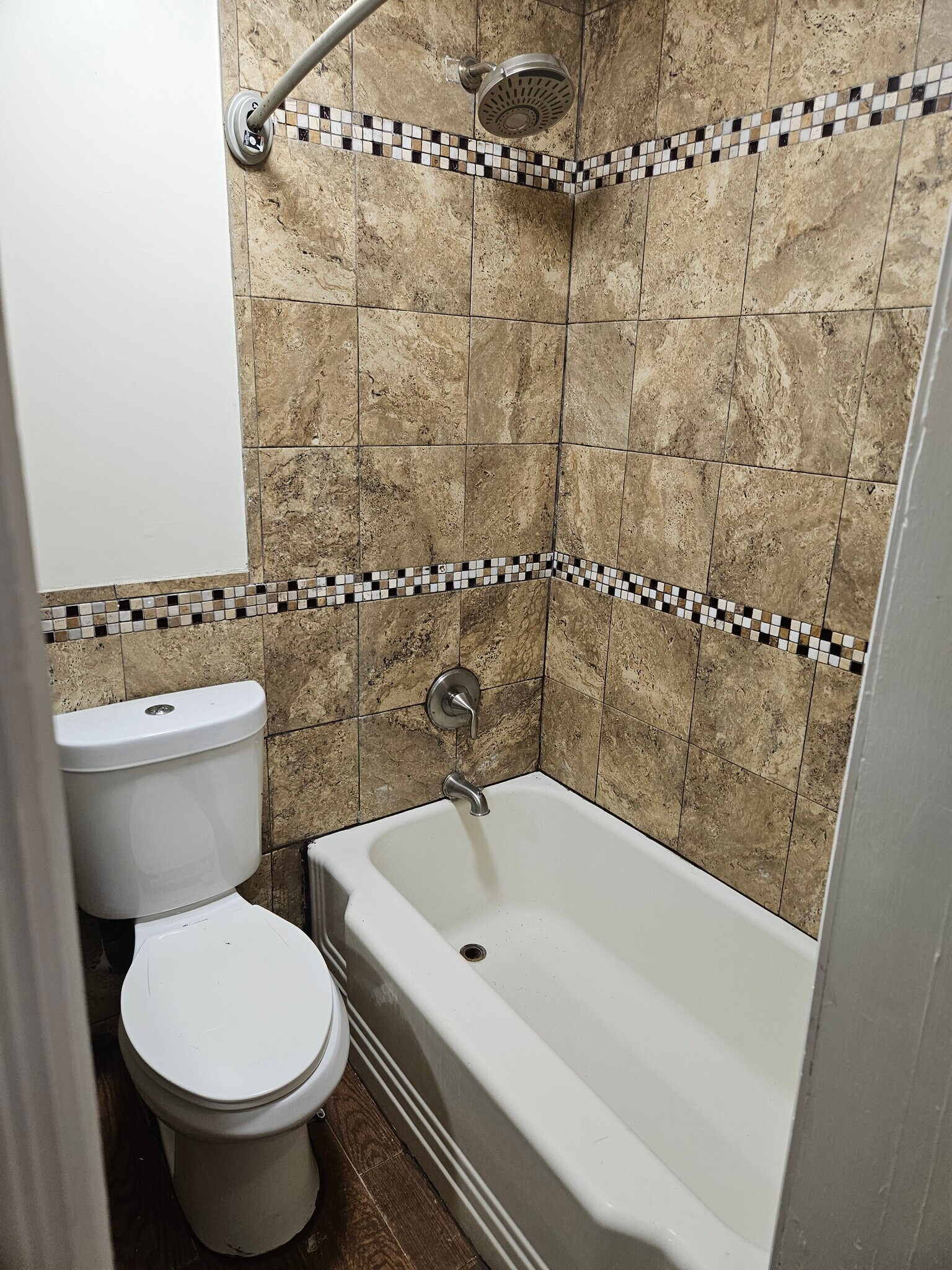 Building Photo - 1648 E 55th St