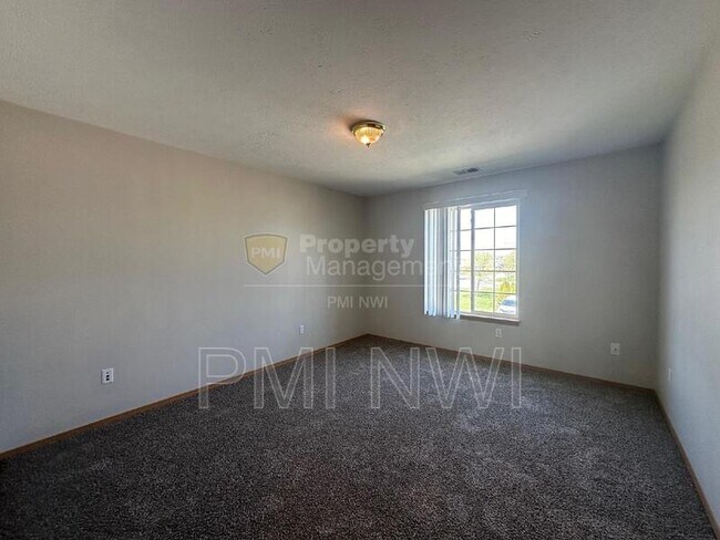 Building Photo - 1510-1516-1516 W 86th Ln