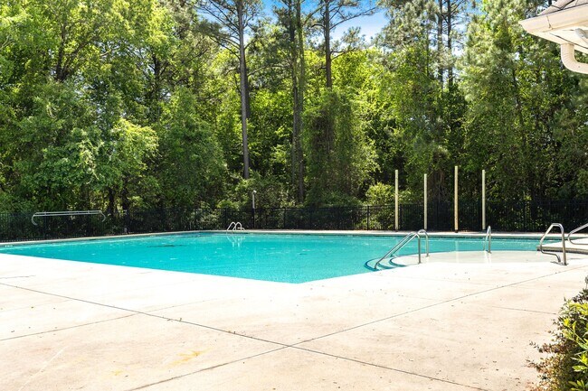 Building Photo - 520 Black Pearl Cir