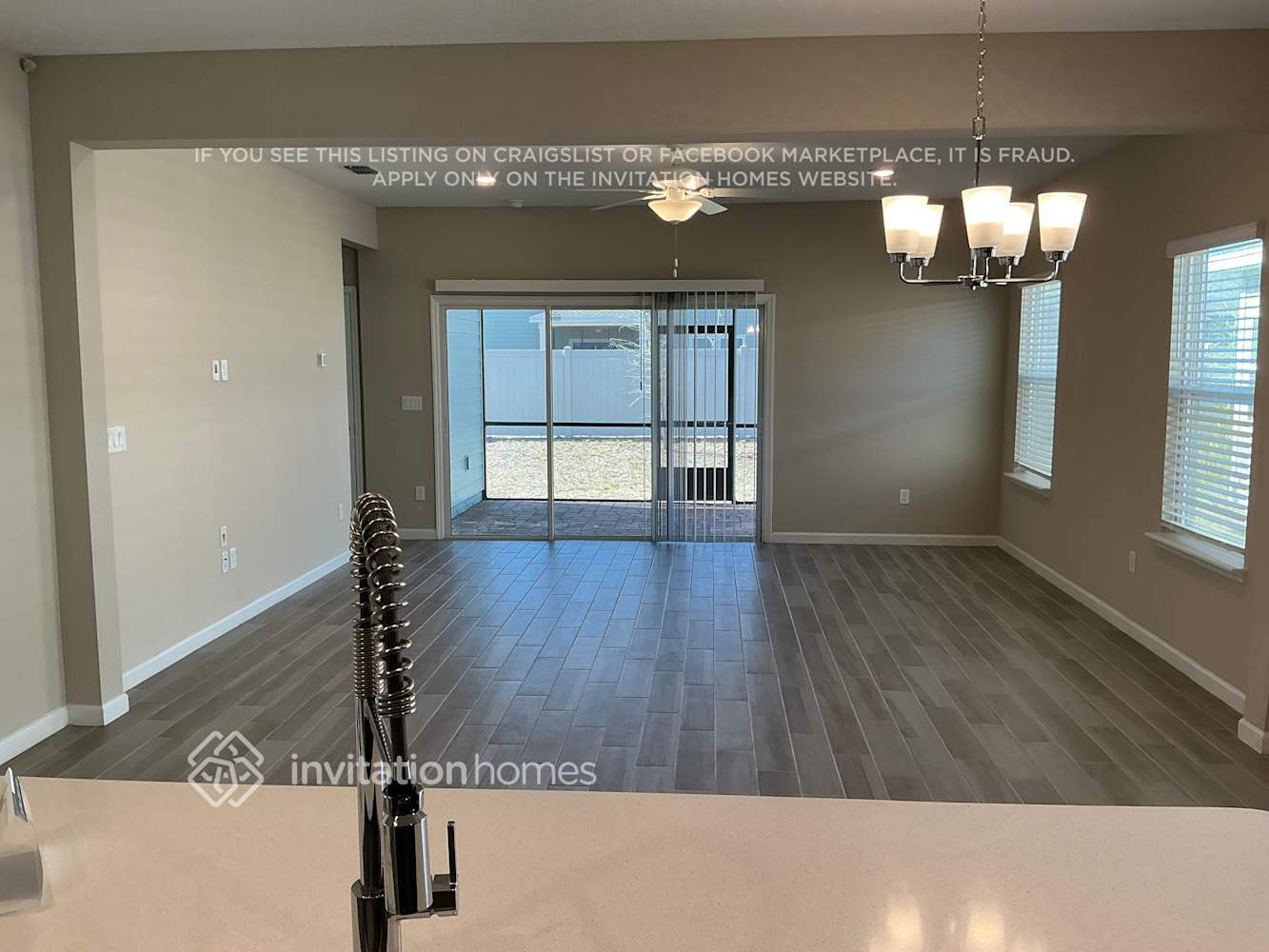 Building Photo - 9440 Lovage Ln