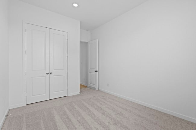 Building Photo - 2720 Grv Crst Dr