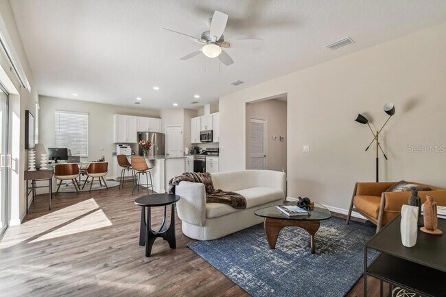 Building Photo - 9104 Wade St