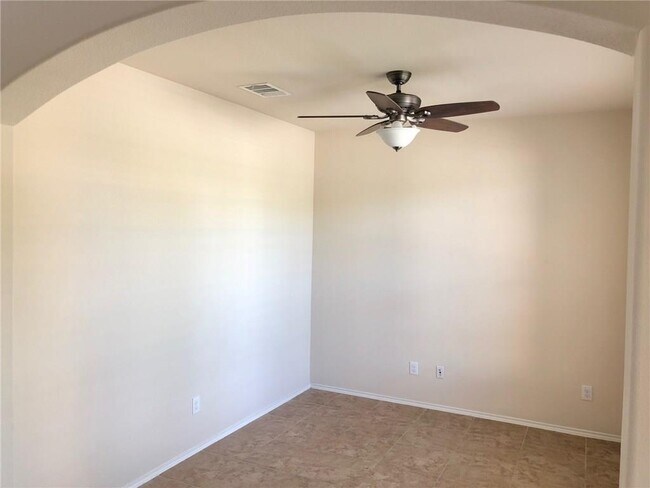 Building Photo - 18713 Falcon Pointe Blvd
