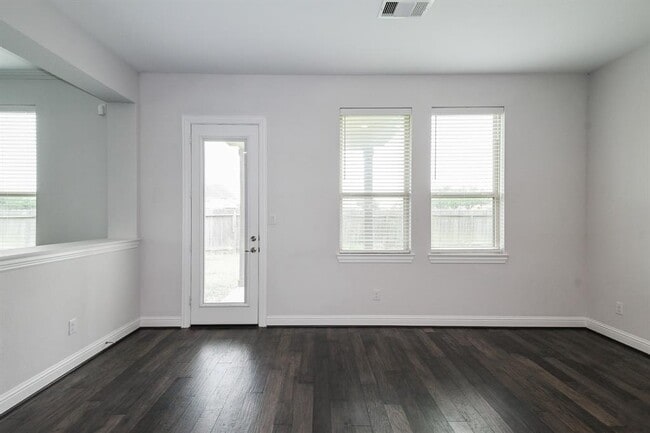 Building Photo - 3802 W Vicksburg Estates Dr