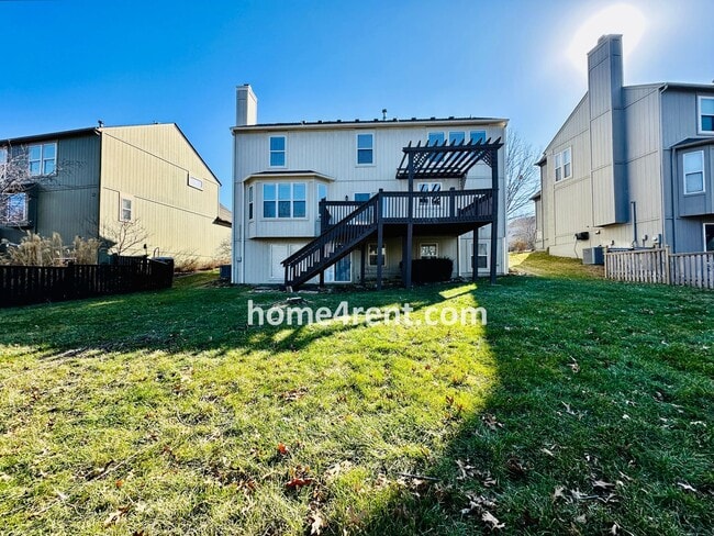 Building Photo - Gorgeous, Updated Home w/ Granite Counters and Wood Floors in Kitchen, Walkout Finished Basement!