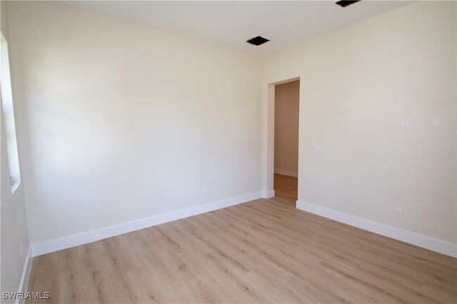 Building Photo - 5826 Jasper Wy