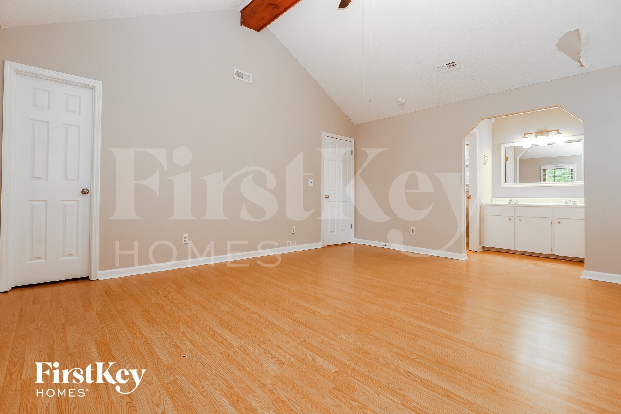 Building Photo - 120 Fox Chase Dr