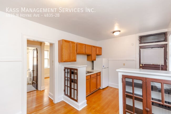 Building Photo - 4835 N Hoyne Ave