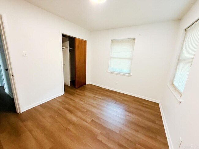 Building Photo - 9123 Tedburn Cir