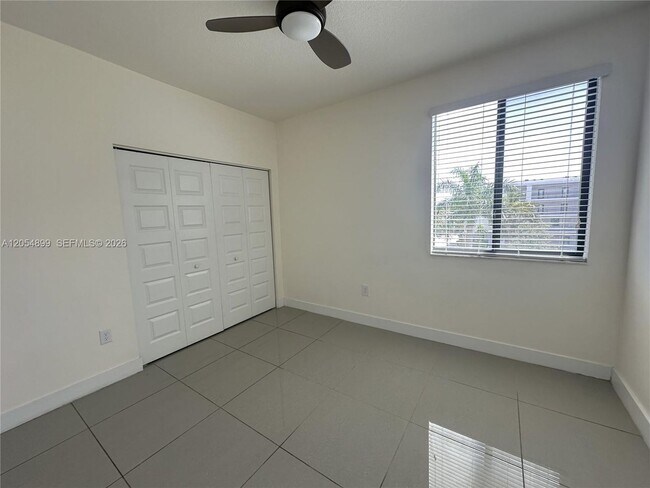 Building Photo - 4713 NW 84th Ct