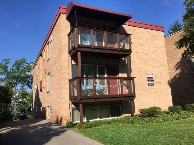 Building Photo - 912 Oakland Ave