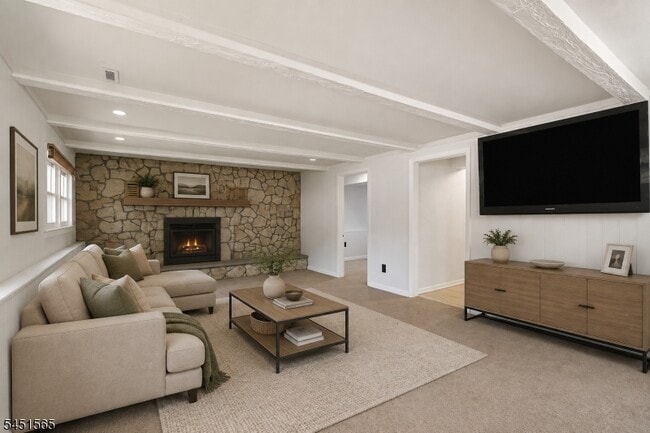 Building Photo - 18 Deerwood Ave