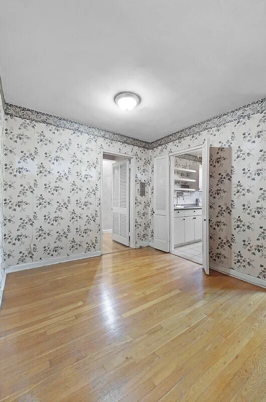 Building Photo - 139-15 83rd Ave