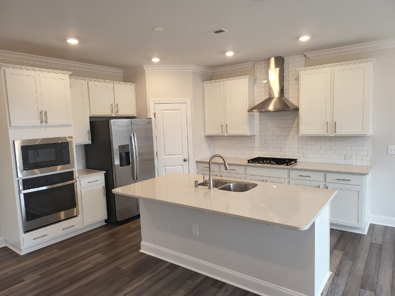 Building Photo - 761 Cormiche Ln