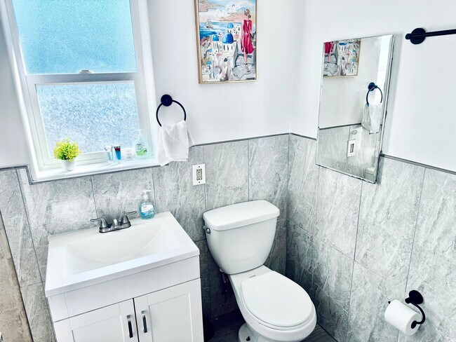 Building Photo - 10154 Campo Rd