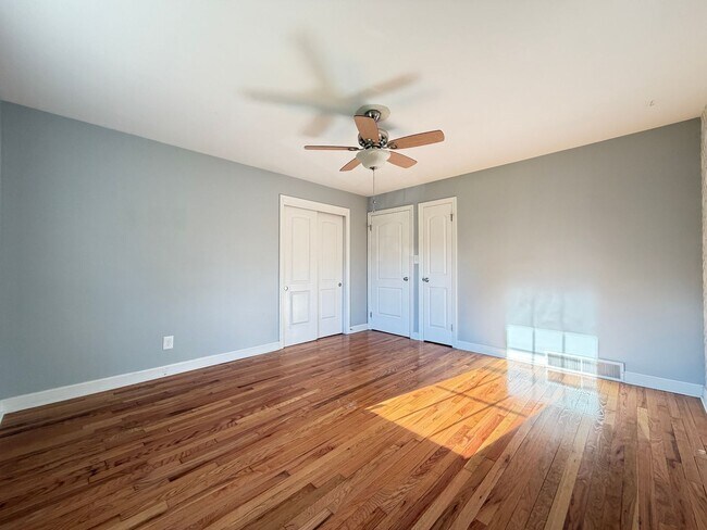 Building Photo - The 3 Bedroom In St. Matthews You've Been Looking For!