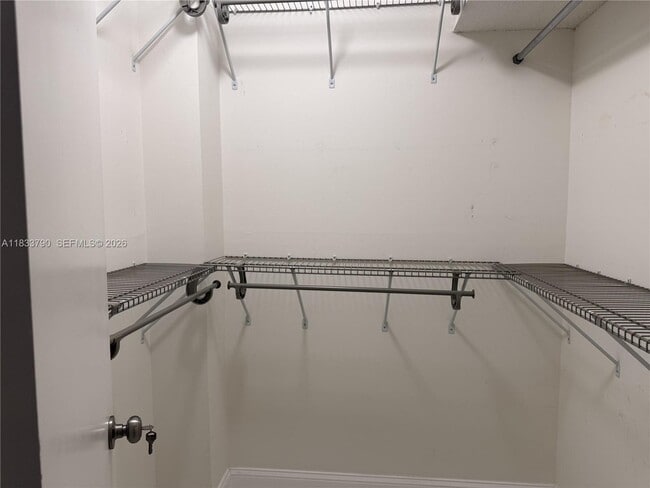 Building Photo - 2861 NW 47th Terrace