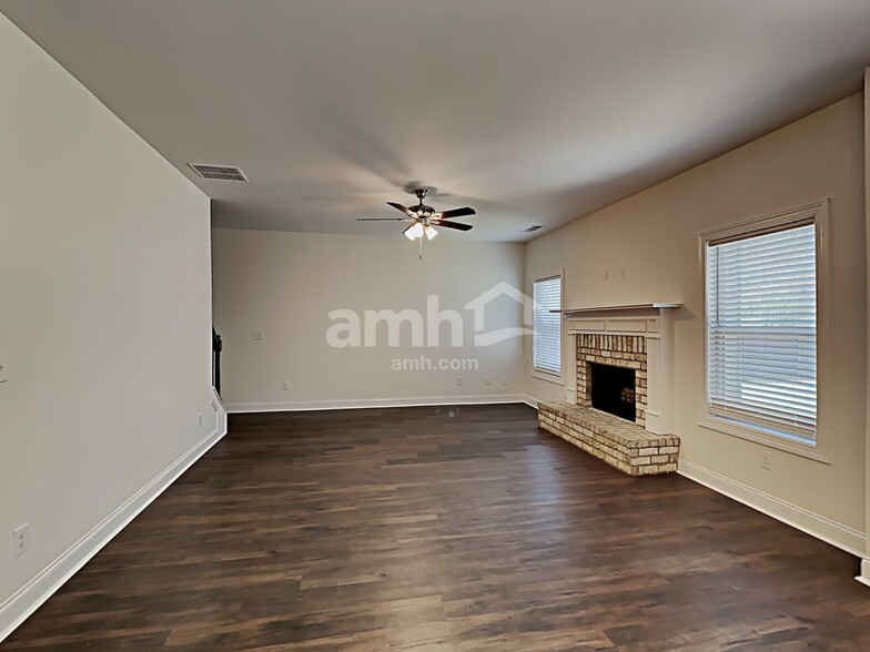 Building Photo - 4037 Bibb Ridge Trail