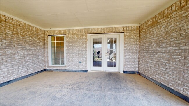 Building Photo - 21050 Florette Ln