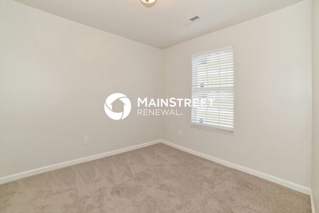 Building Photo - 3 Bedroom Pet-Friendly Home in CORRYTON, T...