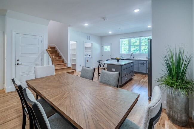 Building Photo - 3824 Sperry Land Ct