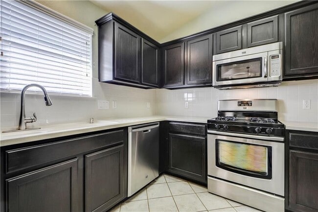 Building Photo - 14416 Mowsbury Dr