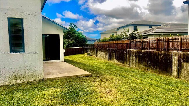 Building Photo - 13549 SW 285th Terrace