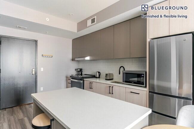 Building Photo - 1313 L St NW