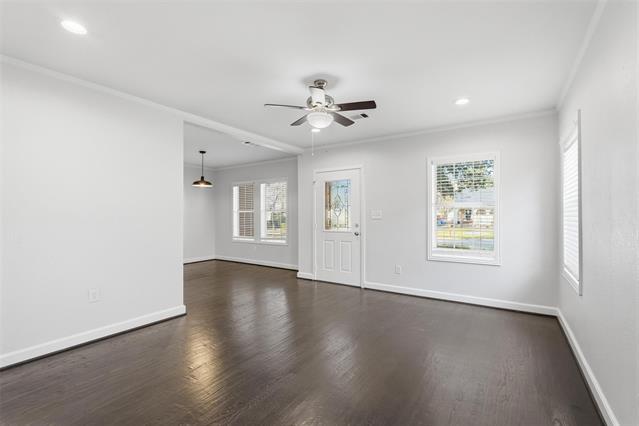 Building Photo - 6020 Overlook Dr