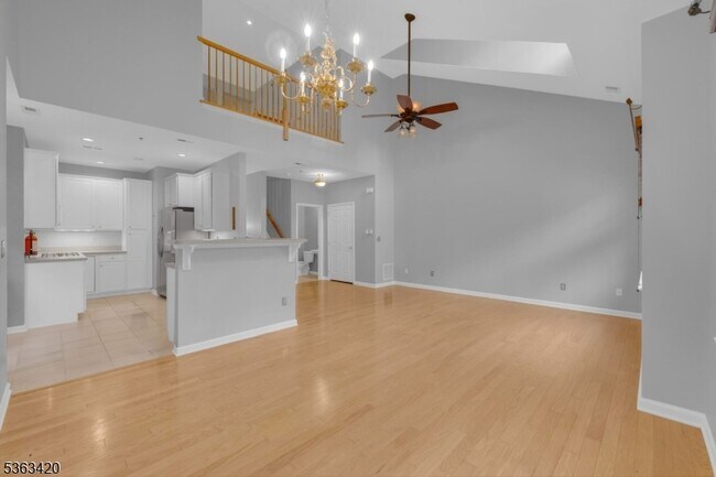 Building Photo - 59 Taft Ln
