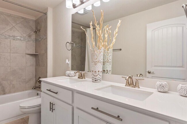 Building Photo - 7505 Belfair Ter