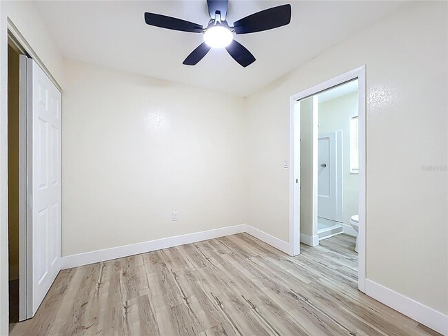 Building Photo - 4513 W Gray St