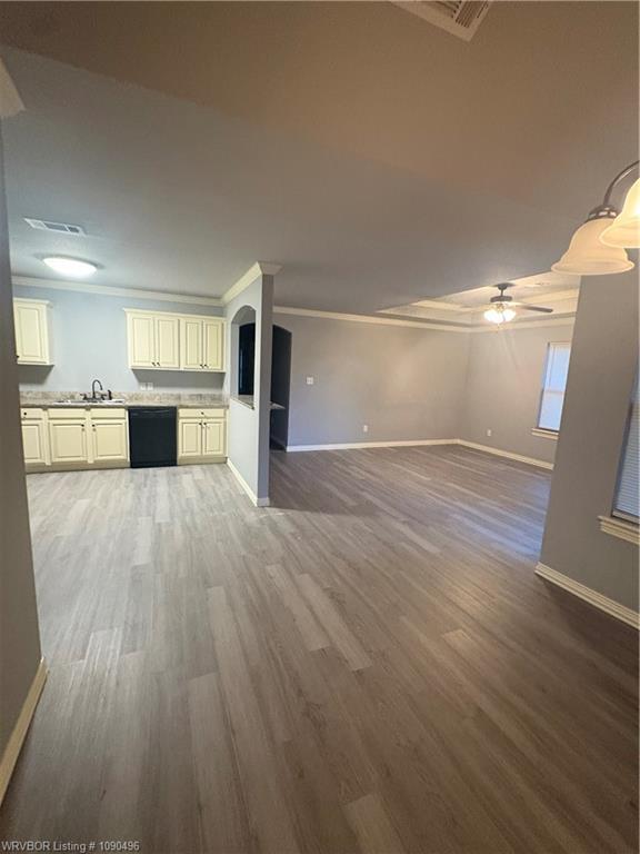 Building Photo - 1103 Springhill Rd
