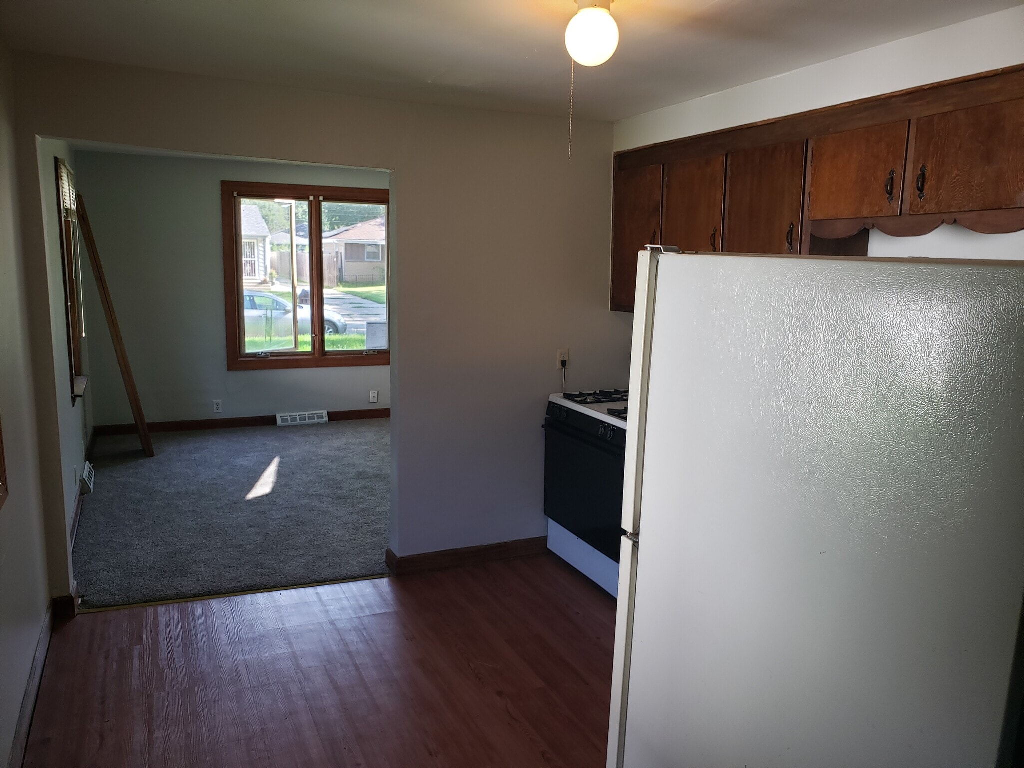 Building Photo - 2020 Midway Dr