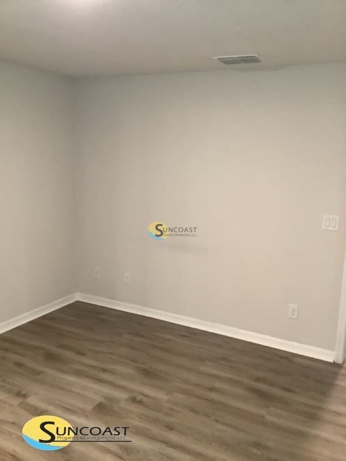 Building Photo - 6144 Allied Ct