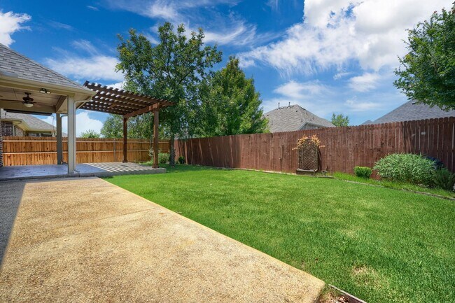 Building Photo - Charming Single-Story Home Located in Lind...