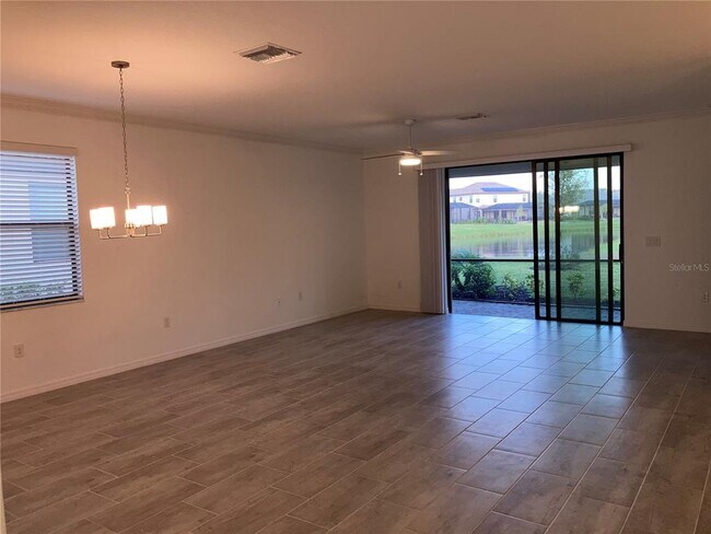 Building Photo - 6511 Clairborne Ln