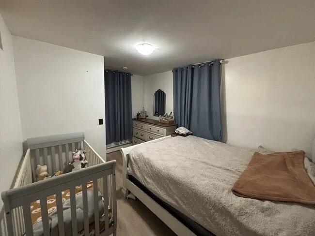 Building Photo - 54 Tudor St