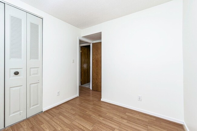 Building Photo - 10504 Moorwood Ridge Cir