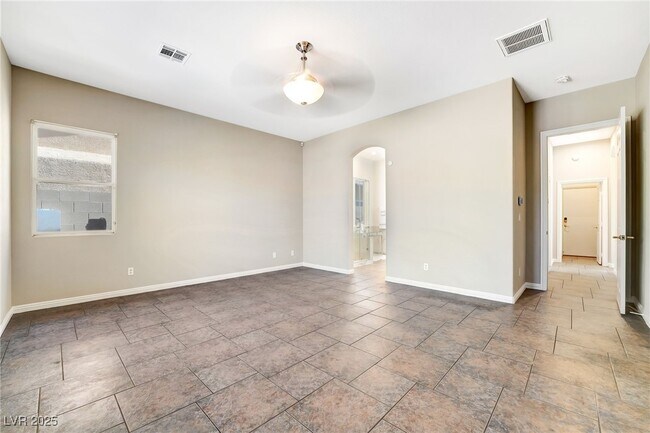 Building Photo - 7232 Frontier Hills Ave
