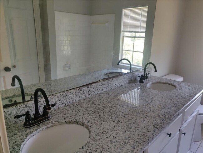 Building Photo - 9326 Silver Tip Dr