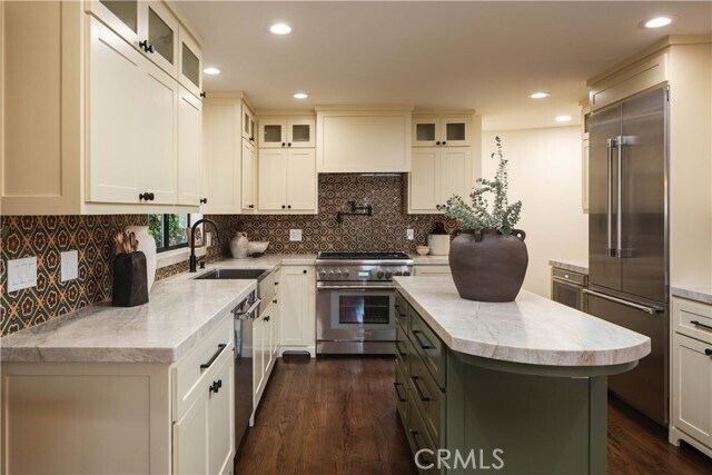 Building Photo - 33791 Granada Dr
