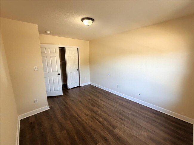 Building Photo - 14333 Teacup Ln