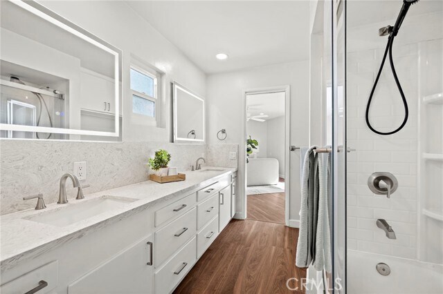 Building Photo - 696 Mystic View