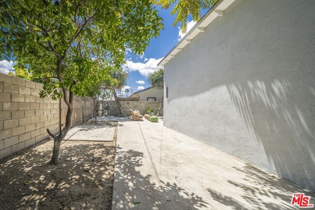 Building Photo - 5628 Cleon Ave