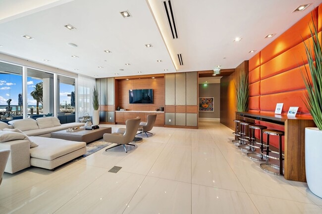 Building Photo - Vistablue Ultra Luxury Oceanfront Condo. 3 bed 3 bath. Singer Island.