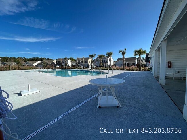 Building Photo - 105 Sequoia Ln