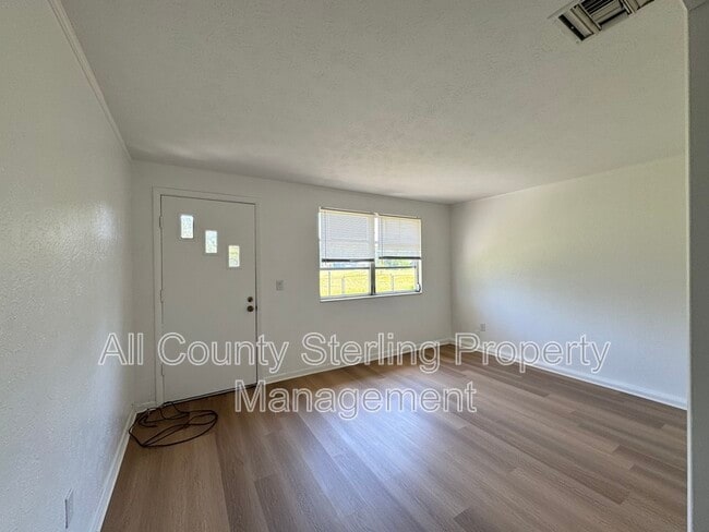 Building Photo - 2730 N US Hwy 441