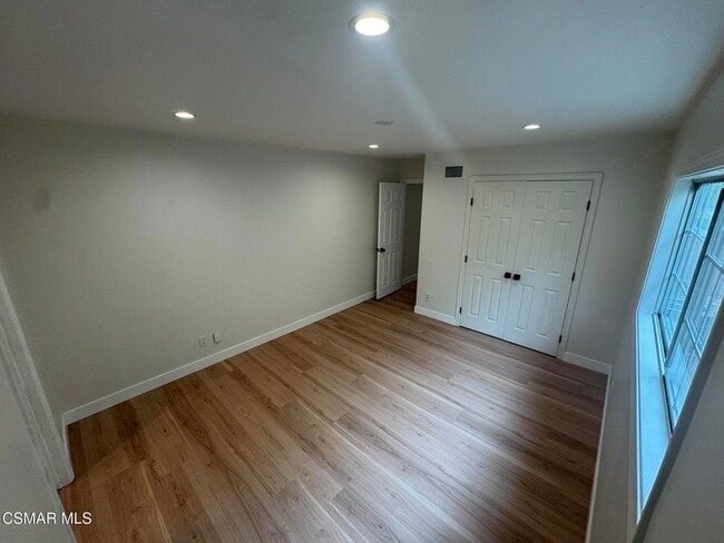 Building Photo - 22359 Lanark St